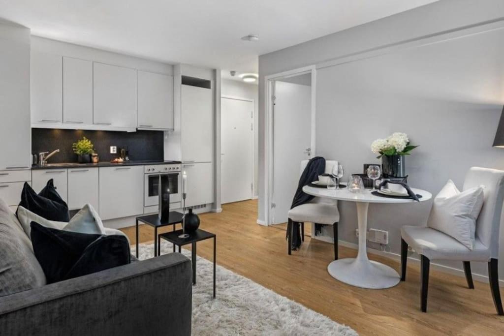 Aker Brygge - Sjoside Hjem - Sentral Beliggenhet Apartment Oslo Exterior photo